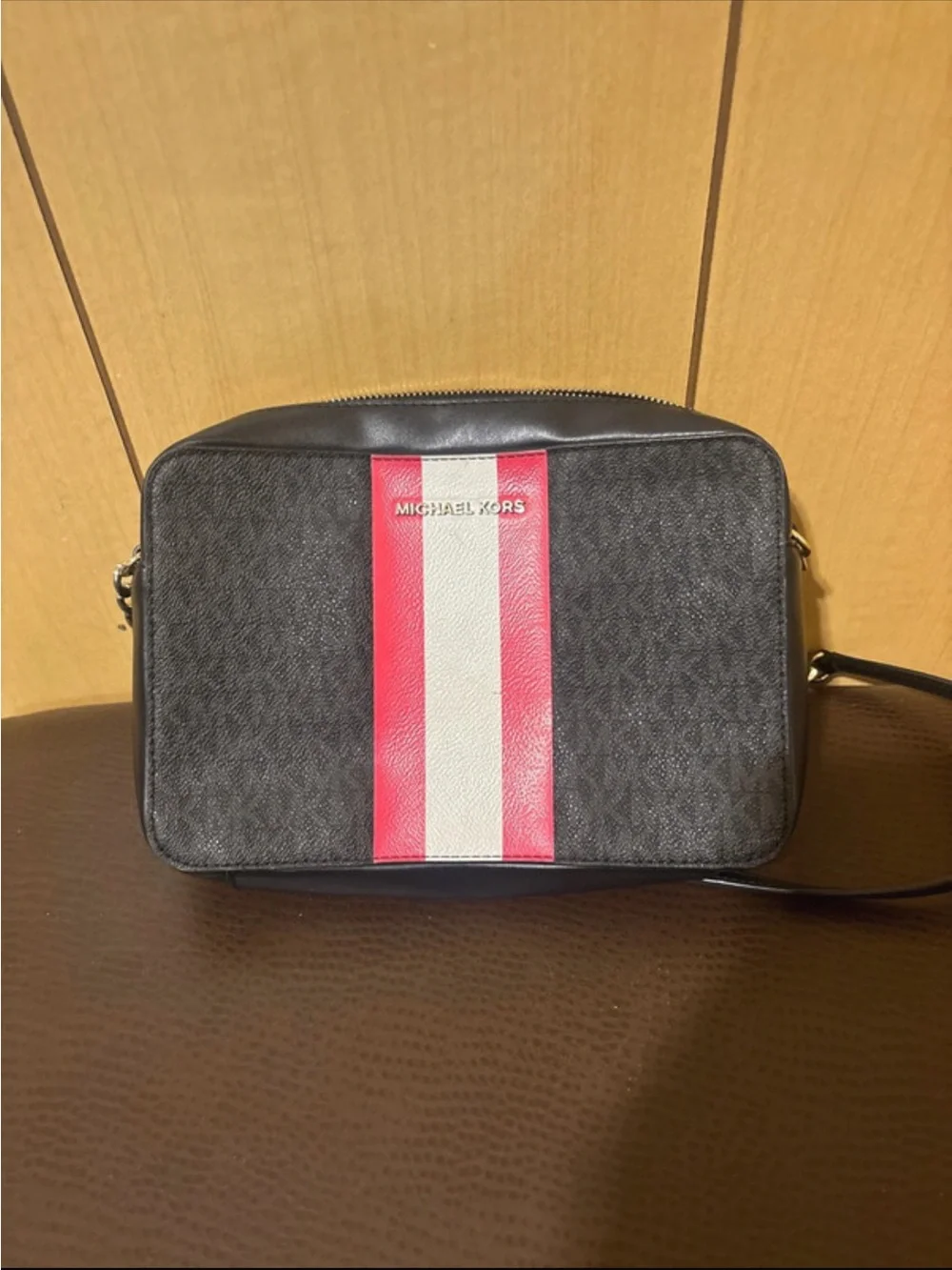 Michael Kors crossbody purse